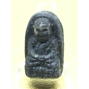 Authentic Luang Pu Thuat Amulet ✦ Phra Rod Style with Natural Mineral Inlay Collector’s Cultural Heritage Edition  Wat Napradu, Pattani Province, Thailand Consecrated in 2007 (B.E. 2550) No. 136